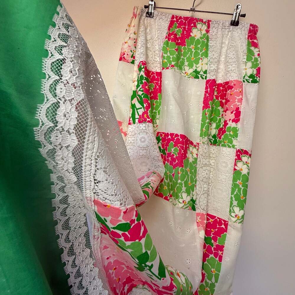 Vintage Tumbleweeds Phoenix Arizona Floral Patchwork Maxi Skirt with Lace Trim